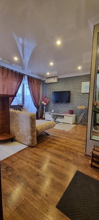 Apartment Voznesenska 25 Ντνιπροπετρόφσκ Εξωτερικό φωτογραφία